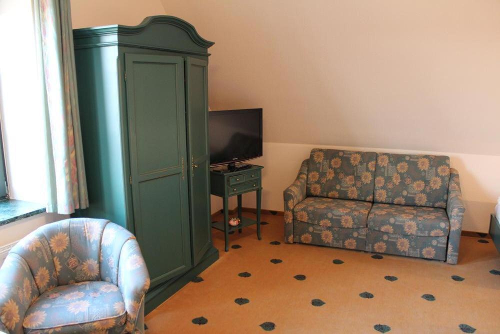 Müritz Landhotel Grüner Baum Gotthun Habitación foto